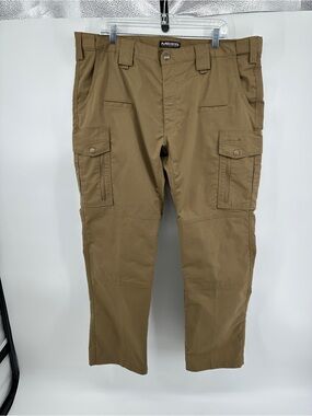 MILES Gorpcore Workwear Men's Cargo Pants in Tan Rugged Utility‎ Design Sz42/31